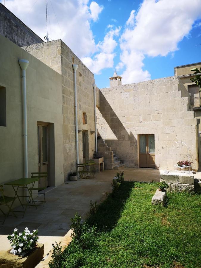 לינה וארוחת בוקר מרטאנו Casa Frea Dimora Storica מראה חיצוני תמונה